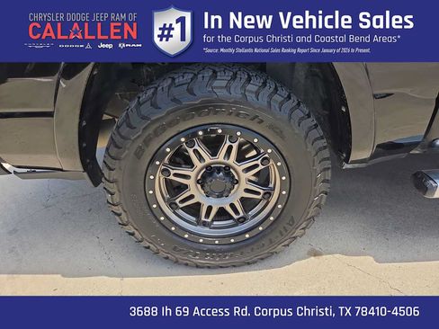 Used 2020 RAM 1500 Laramie AWD/4WD image 16