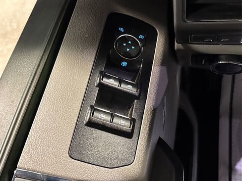 Used 2017 Ford F150 XLT w/ Equipment Group 302A Luxury image 32