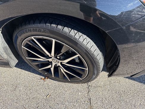 Used 2023 Toyota Camry SE image 12