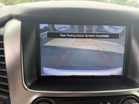 Used 2015 Chevrolet Suburban LT AWD/4WD image 11