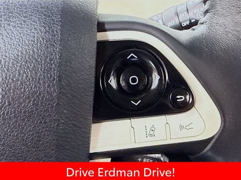 Certified 2018 Toyota Prius Three FWD image 13