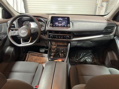 Used 2023 Nissan Rogue S image 14
