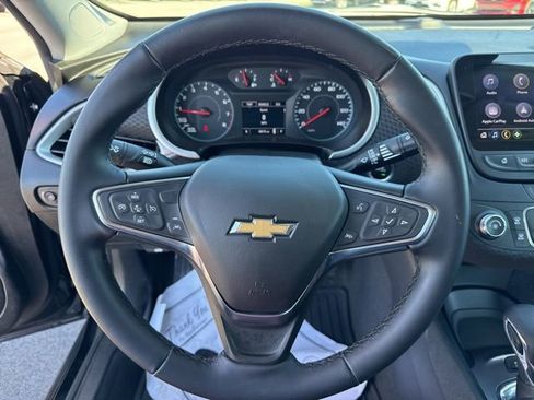 Used 2024 Chevrolet Malibu RS FWD image 23