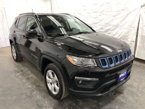 Certified 2021 Jeep Compass Latitude w/ Convenience Group image 4