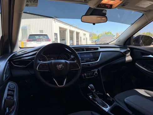 Used 2023 Buick Encore GX Preferred w/ Cold Weather Comfort Package image 17