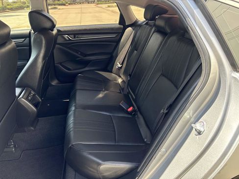 Used 2021 Honda Accord Sport Special Edition image 12