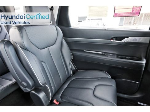 Certified 2024 Hyundai Palisade SEL w/ Premium Package AWD/4WD image 15
