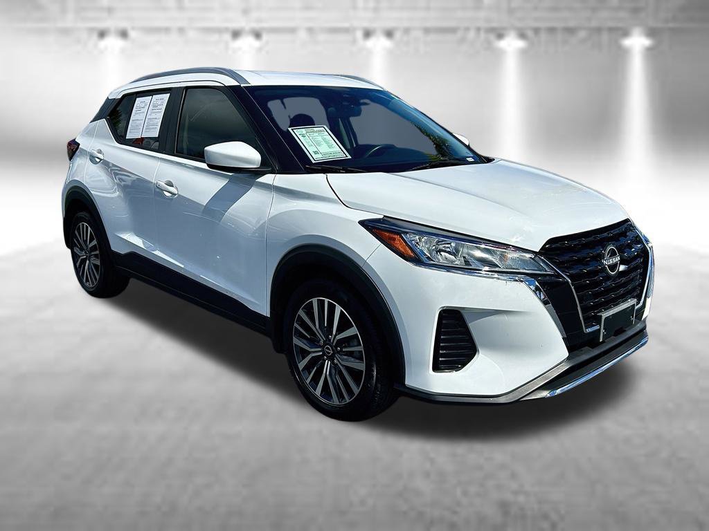 Certified 2024 Nissan Kicks SV FWD image 3