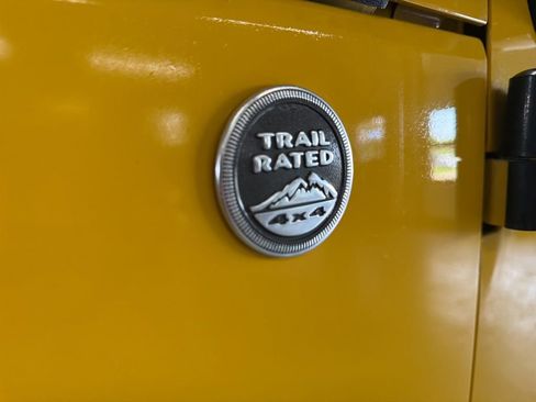 Used 2009 Jeep Wrangler X AWD/4WD image 12