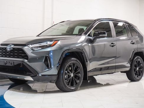 Used 2024 Toyota RAV4 XSE w/ Advanced Technology Package AWD/4WD image 4