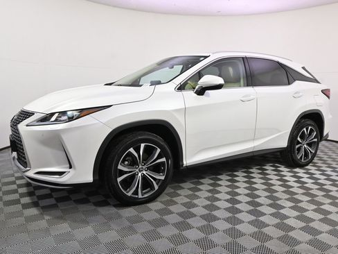 Used 2022 Lexus RX 350 AWD w/ Premium Package image 2