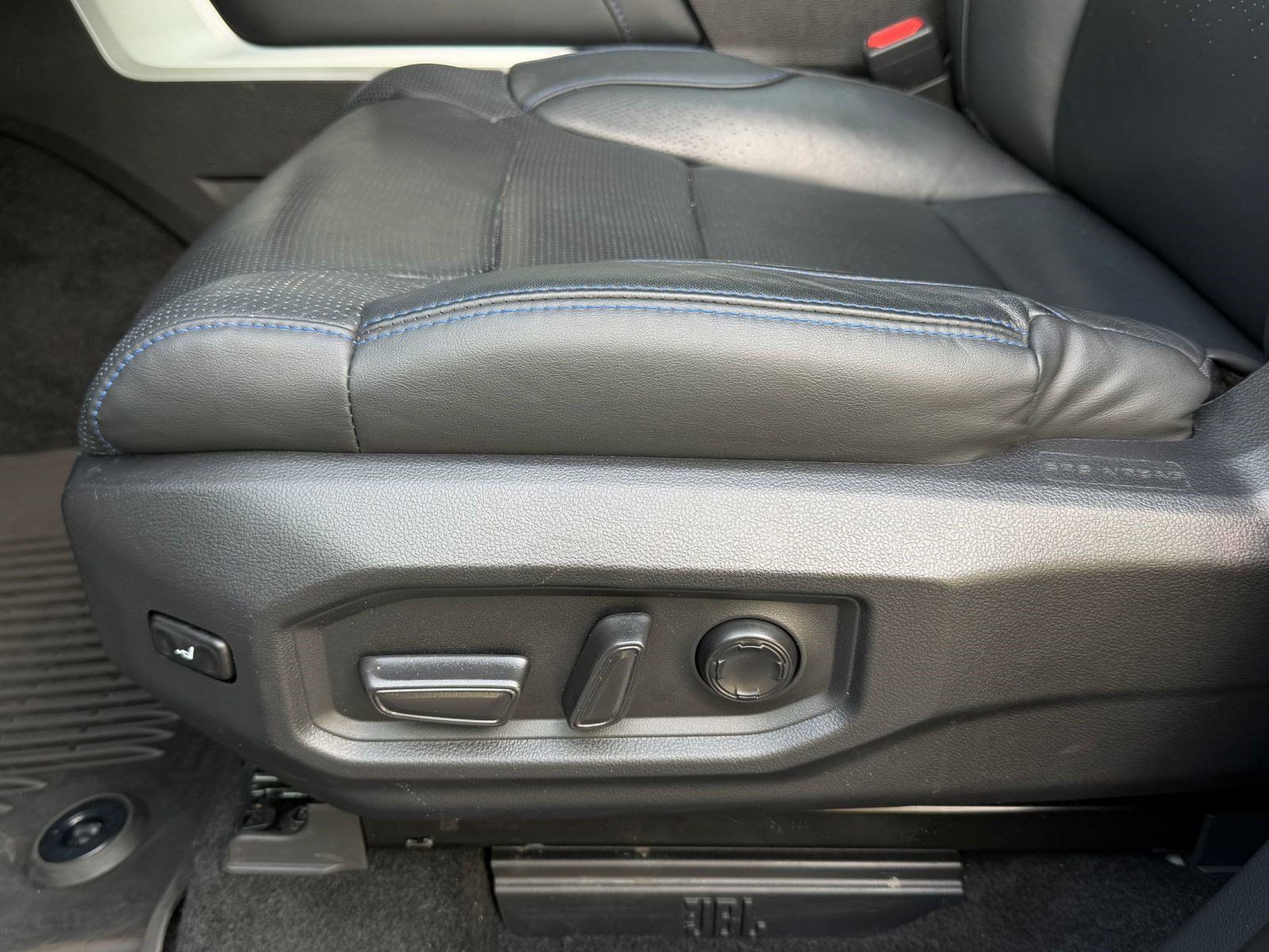 Used 2024 Toyota Sequoia Platinum AWD/4WD image 15