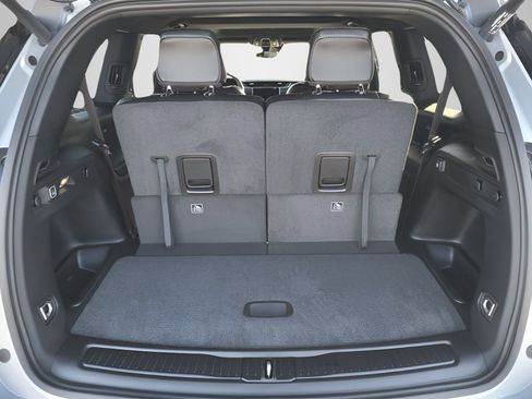 New 2025 Jeep Grand Cherokee L Altitude image 7