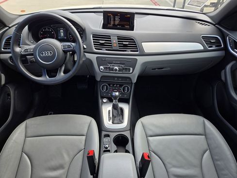 Used 2018 Audi Q3 2.0T Premium image 16