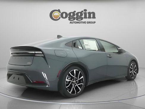 New 2026 Toyota Prius Plug-In Hybrid image 19