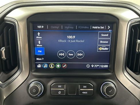 Used 2020 Chevrolet Silverado 1500 RST AWD/4WD image 14