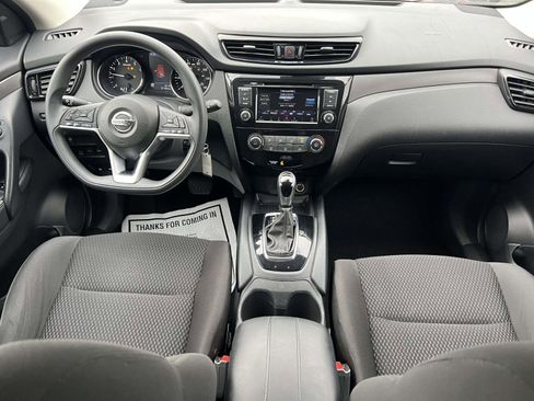 Used 2022 Nissan Rogue Sport S image 14