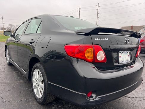 Used 2010 Toyota Corolla image 5