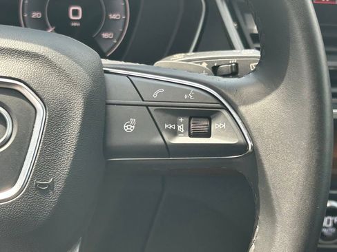 Used 2024 Audi Q5 e Premium Plus w/ Premium Plus Package image 14