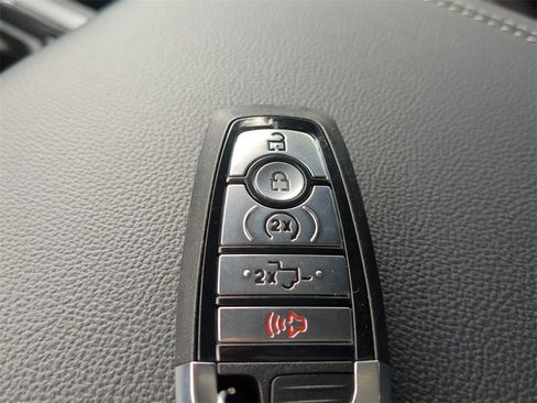 Used 2024 Ford F250 Lariat w/ Lariat Ultimate Package image 30