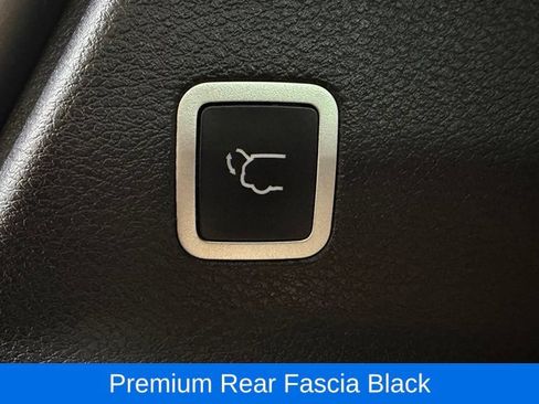 Used 2021 Chrysler Pacifica Touring-L w/ S Appearance Package FWD image 12