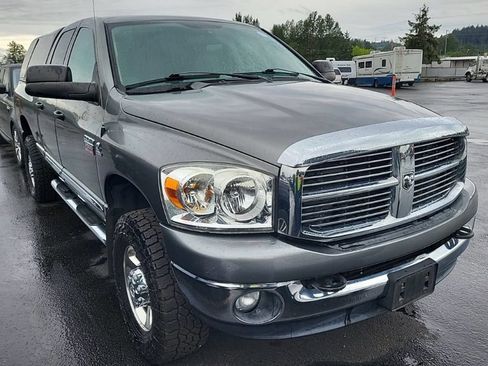 Used 2008 Dodge Ram 2500 Truck SLT w/ Trailer Tow Group AWD/4WD image 2