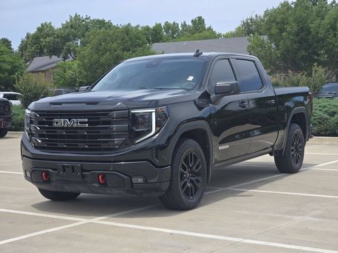 Used 2024 GMC Sierra 1500 Elevation w/ LPO, Elevation Black Package RWD image 3