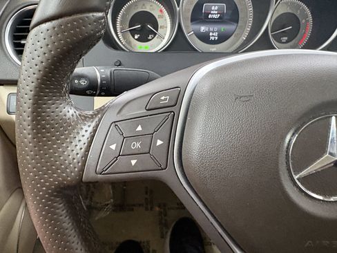 Used 2014 Mercedes-Benz C 300 4MATIC Sedan image 34