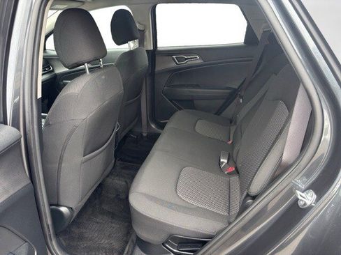 Certified 2023 Kia Sportage LX image 12