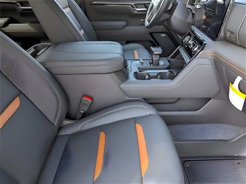 New 2025 GMC Sierra 1500 AT4 w/ Technology Package image 28