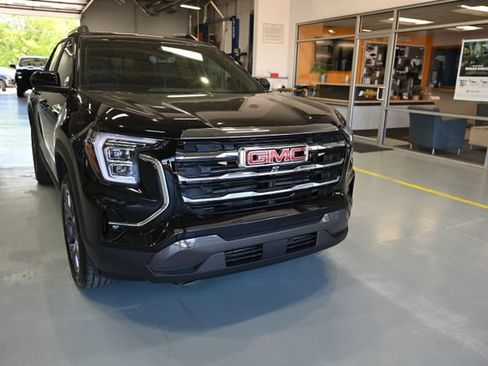 New 2026 GMC Terrain Elevation w/ Elevation Premium Package AWD/4WD image 3