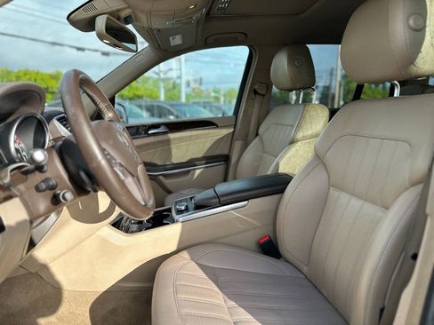 Used 2013 Mercedes-Benz GL 450 4MATIC image 12