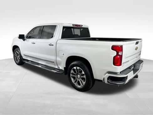 Used 2024 Chevrolet Silverado 1500 High Country w/ Z71 Off-Road Package image 10