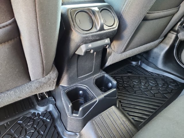 Used 2021 Jeep Gladiator Sport AWD/4WD image 27