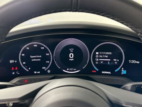 Certified 2025 Porsche Taycan image 19