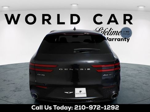Used 2025 Genesis GV70 3.5T Sport w/ Sport Prestige Package AWD/4WD image 4