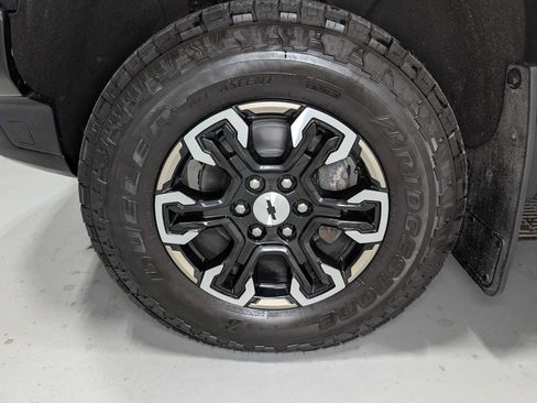Certified 2023 Chevrolet Silverado 1500 ZR2 w/ Technology Package AWD/4WD image 3