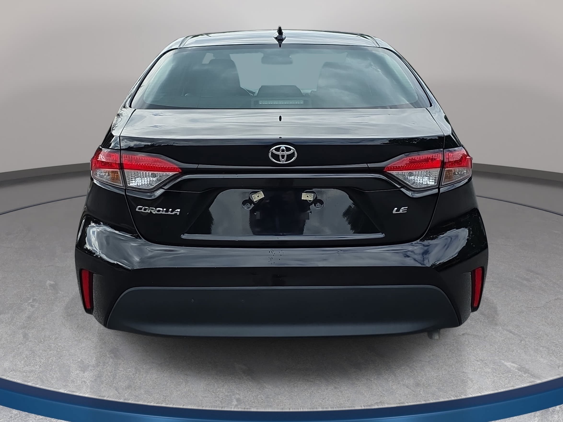 Used 2024 Toyota Corolla LE FWD image 6