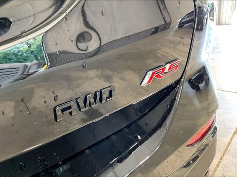 Used 2023 Chevrolet Equinox RS AWD/4WD image 25