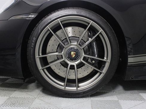Used 2022 Porsche 911 Targa 4 GTS image 30