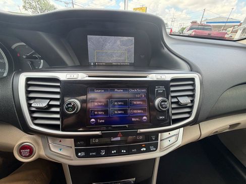 Used 2013 Honda Accord EX-L image 18