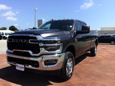 New 2025 RAM 2500 Tradesman w/ Chrome Appearance Group image 1