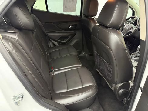 Used 2018 Buick Encore Essence image 9