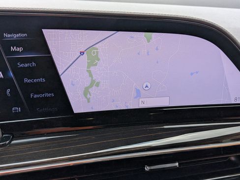 Used 2023 Cadillac Escalade ESV Premium Luxury image 25