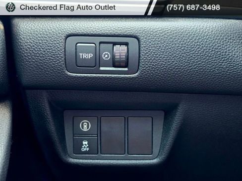 Used 2018 Honda Accord EX image 11