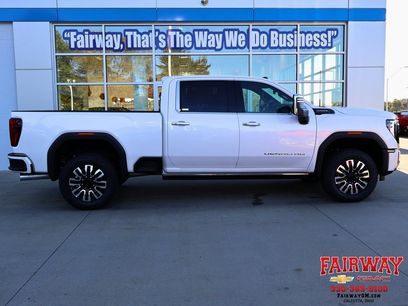 New 2025 GMC Sierra 2500 Denali Ultimate w/ Max Trailering Package