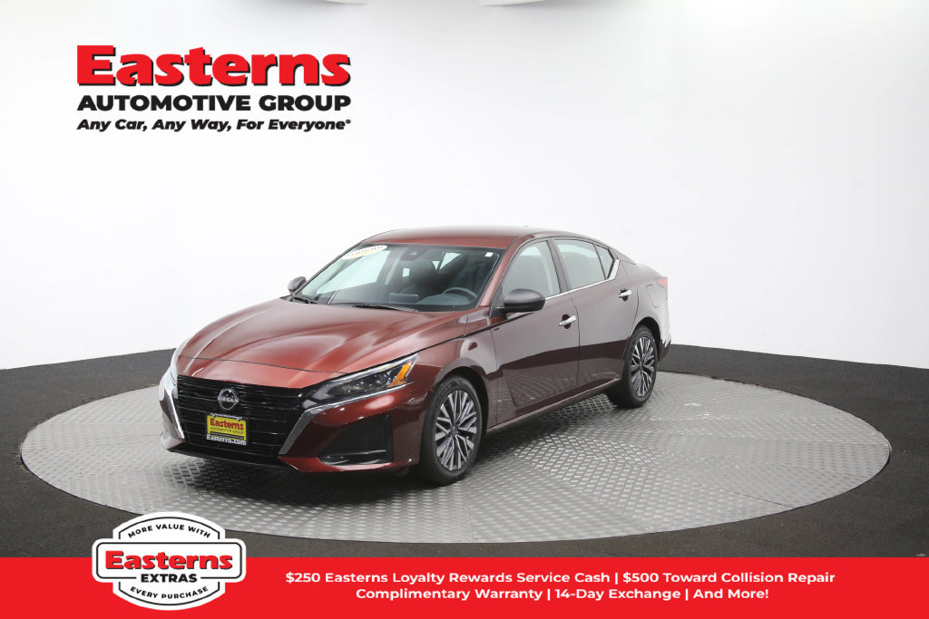 Used 2024 Nissan Altima 2.5 SV FWD image 58