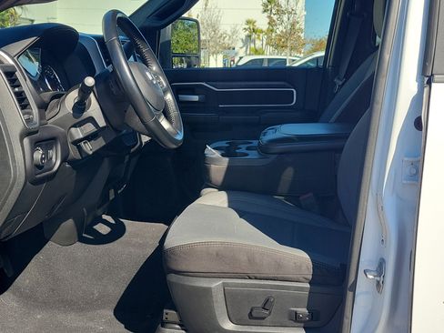 Used 2024 RAM 2500 Big Horn image 17