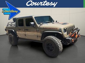 Used 2020 Jeep Gladiator Mojave AWD/4WD video 1