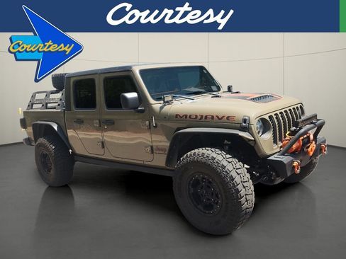 Used 2020 Jeep Gladiator Mojave AWD/4WD image 1